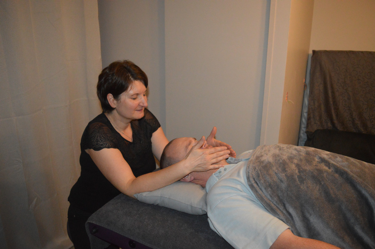 Idée cadeau - massage métamorphique - Verviers Ambitions - photo 4